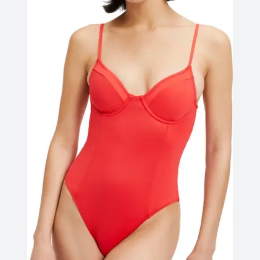 NEW Good American Show Off Fitted One Piece Bra Swimsuit Tank Bodysuit Underwire